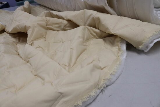 895-PIKÓWKA PUMI BEŻ V