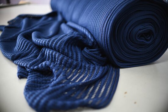 1502-AŻUROWA GRANATOWA PIANKA 