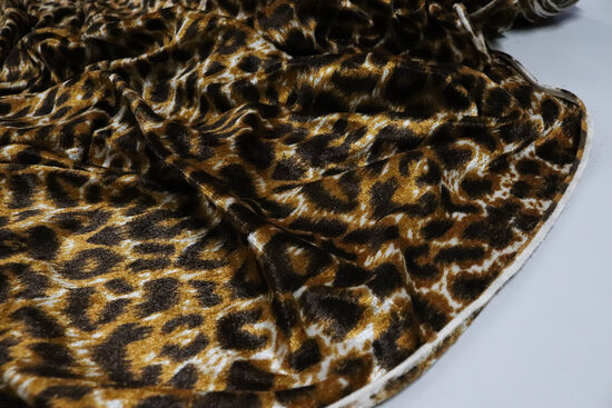 2418- DZIANINA WELUR CENTKI 