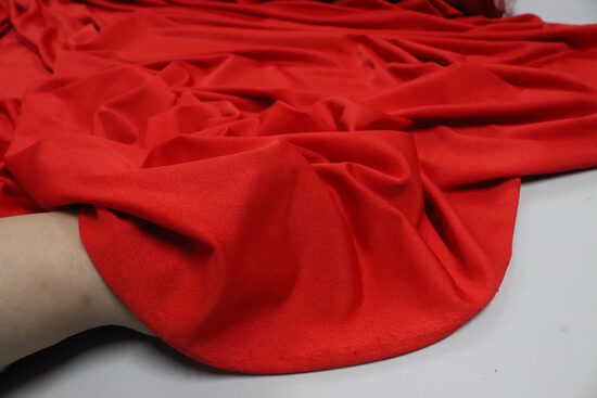 2425- LEJĄCA DZIANINA KORAL