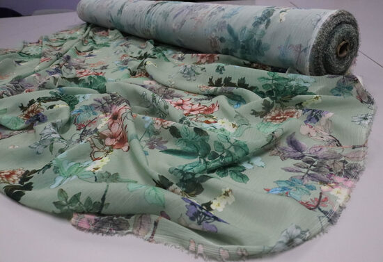 2053-MIĘTOWY SZYFON W KWIATY