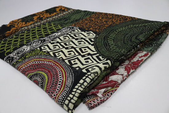 2054- CZARNY SZYFON MIC WZORÓW 