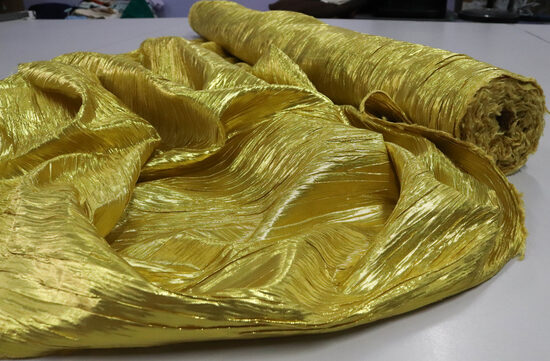 2094-OPALIZUJĄCA KRESZOWANA ZŁOTA TAFTA