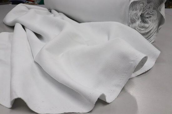 2123- GRUBY BAWEŁNIANY PRĄŻEK BIEL